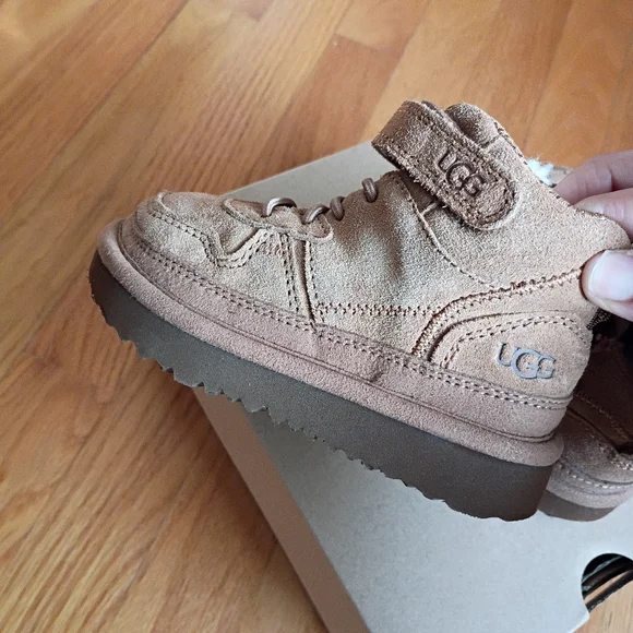 UGG Highland Hi Heritage sneaker size 7 New - Picture 8 of 8